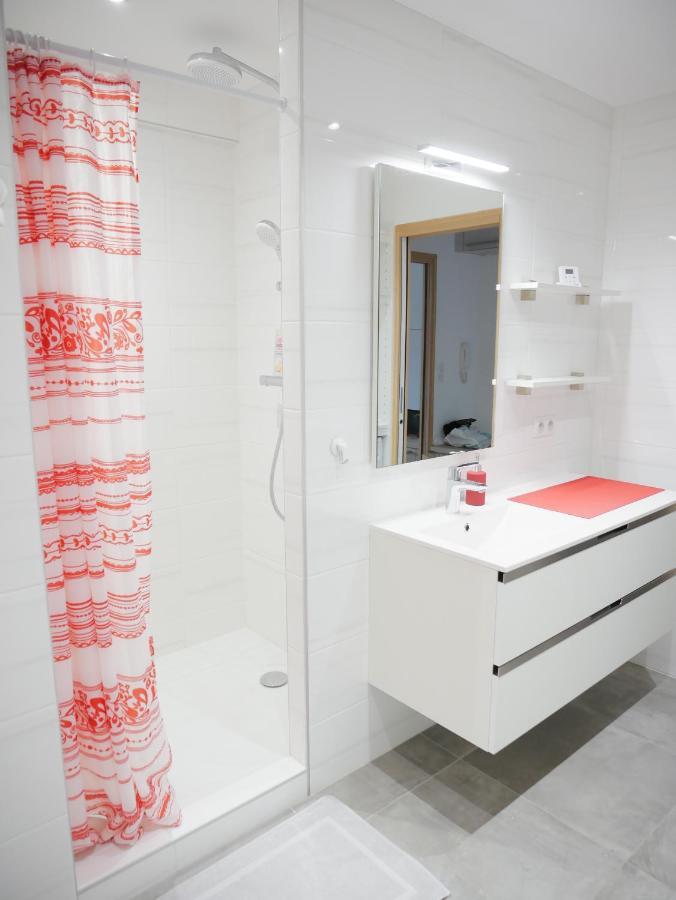 Superbe Appartement En Centre Ville Avec Terrasse Тонон-ле-Бен Екстер'єр фото